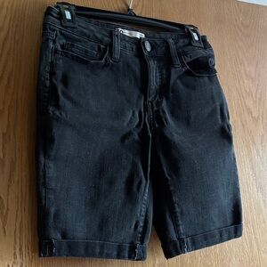 SO, women’s black Bermuda shorts, 3/26